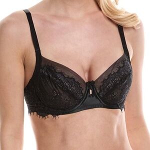 Wacoal Center Stage Underwire Bra Black Lace